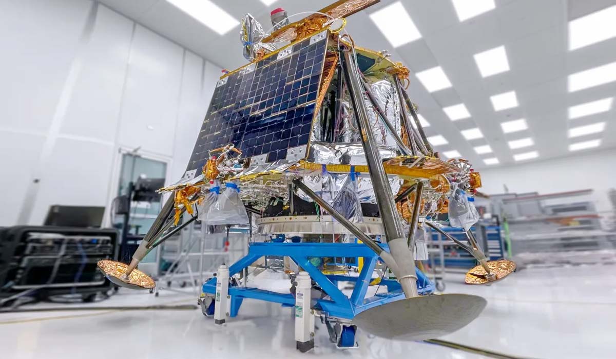 Лунный посадочный аппарат Firefly Aerospace начинает предстартовые экологические испытания