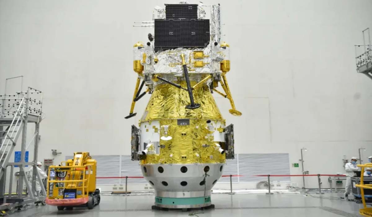 Китайский аппарат «Чанъэ-6» везет на Луну неожиданный ровер