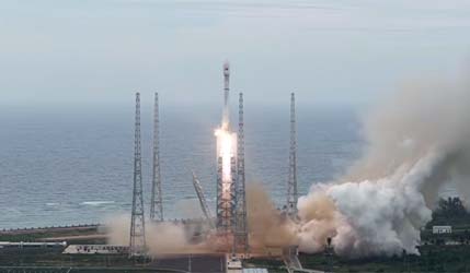 старт ракеты Long March 12 со спутниками SatNet LEO Group 22