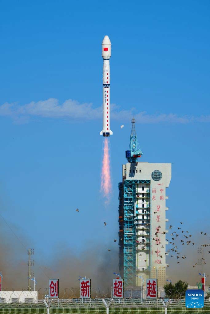 Запуск ракети Long March 4B із супутниками Yaogan 53-01 — 03 та 56-01 — 03