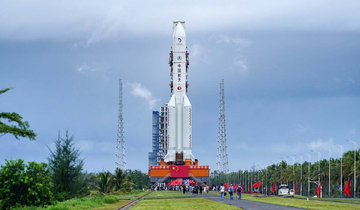 Комбинация комплекса аппаратов лунной миссии Chang'e-7 и ракеты-носителя Long March 5 Y14