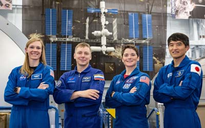В рамках миссии NASA SpaceX Crew-10 четыре члена экипажа готовятся к старту на МКС
