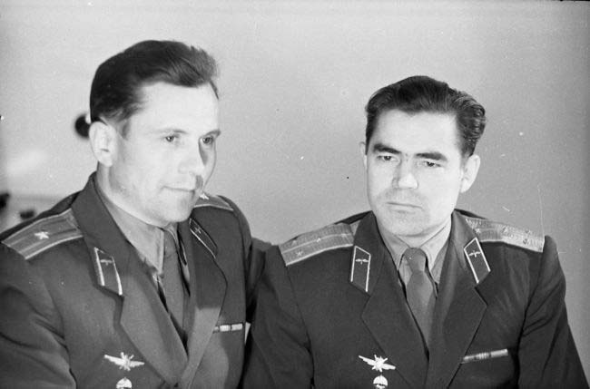 Попович и Гагарин