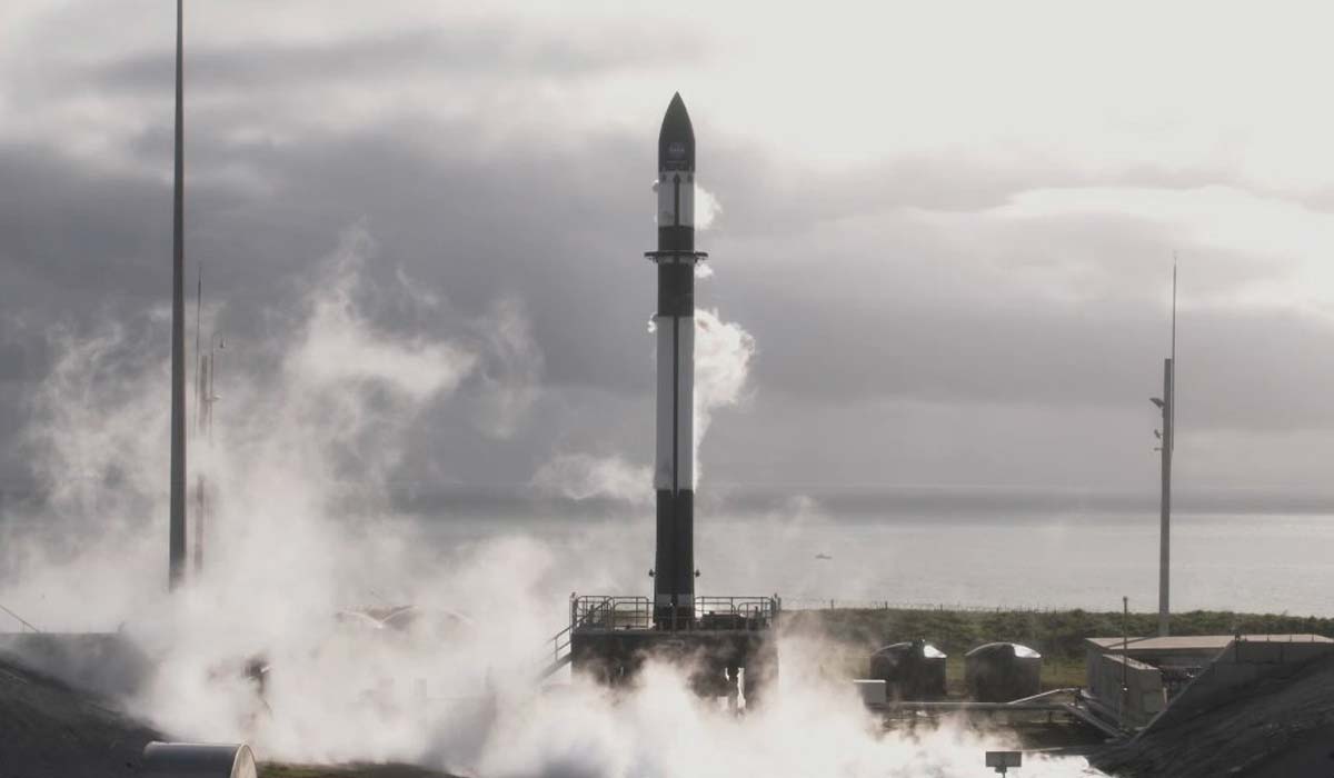 ракета Rocket Lab Electron на стартовой площадке в Новой Зеландии
