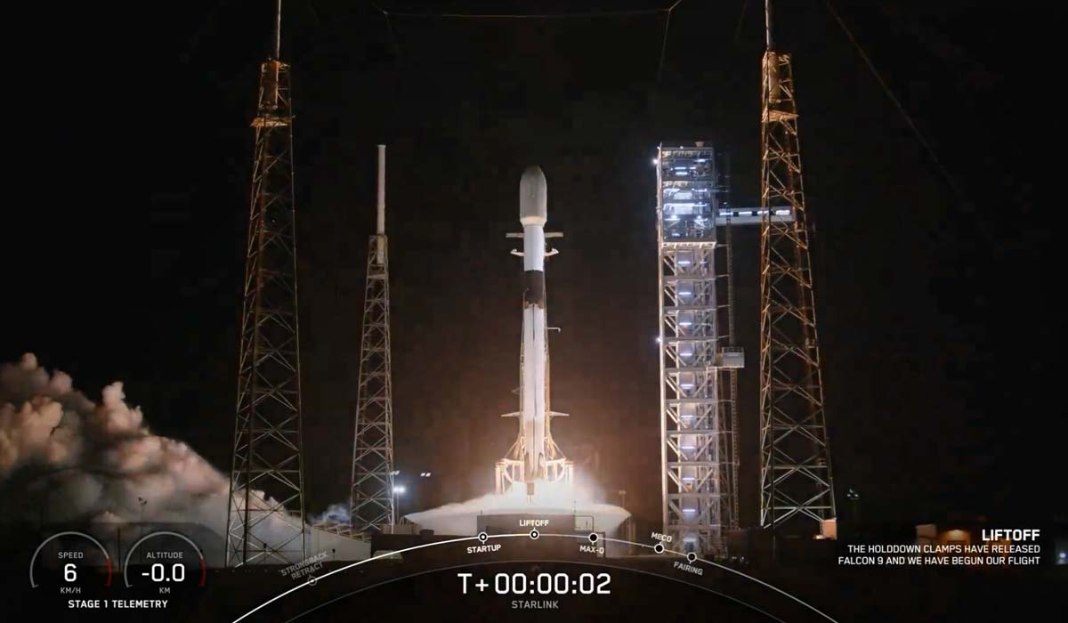 Запуск ракети Falcon 9 Block 5 з групою супутників Starlink Group 6-33