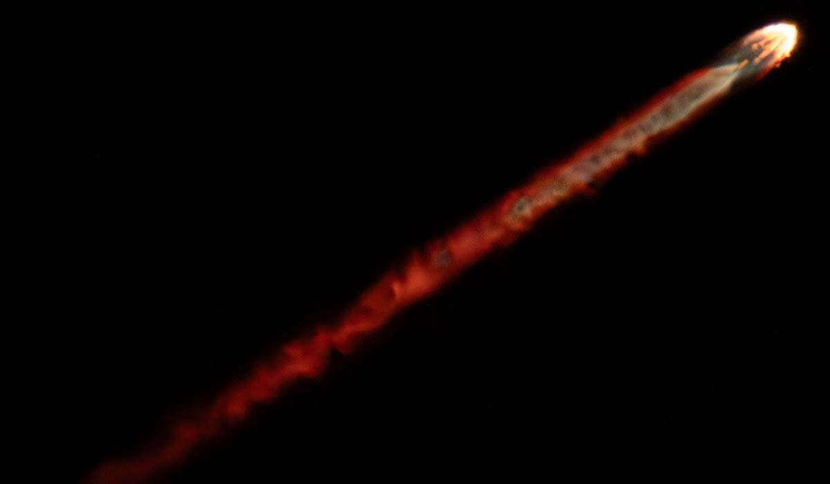 Запуск ракеты Falcon 9 Block 5 с группой спутников Starlink Group 12-6