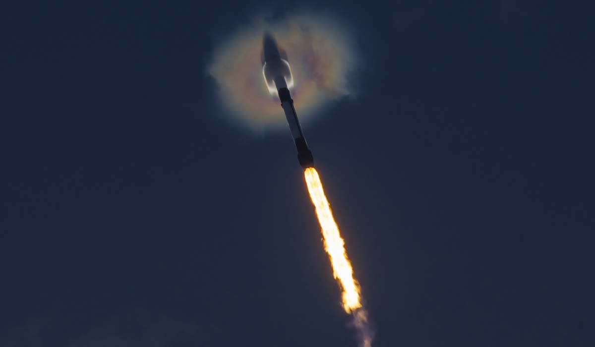Запуск ракети Falcon 9 Block 5 із групою супутників Starlink Group 10-47 з космодрому на мисі Канаверал