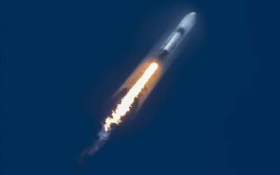 Запуск ракеты Falcon 9 Block 5 с группой спутников Starlink Group 6-54