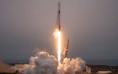 Запуск ракеты Falcon 9 Block 5