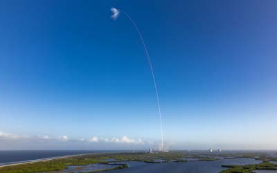 Запуск ракеты Falcon 9 Block 5 с группой спутников Starlink