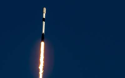 Запуск ракеты Falcon 9 Block 5 с группой спутников Starlink Group 6-69