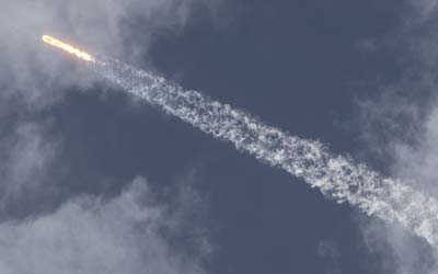 Запуск ракеты Falcon 9 Block 5 с группой спутников Starlinkk Group 11-2