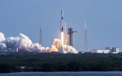 Запуск ракеты Falcon 9 Block 5 с группой спутников Starlinkk Group 6-71