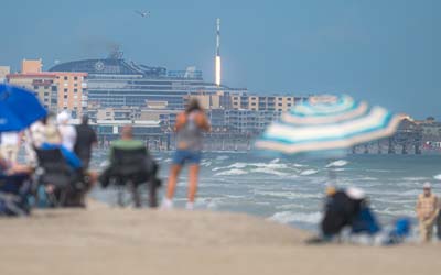 Запуск ракеты Falcon 9 Block 5 с группой спутников Starlink Group 12-18