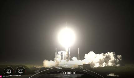 Запуск ракеты Falcon 9 Block 5 с группой спутников Starlink Group 12-23