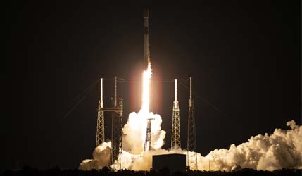 Запуск ракеты Falcon 9 Block 5 с группой спутников Starlink Group 12-19