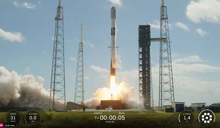 Запуск ракеты Falcon 9 Block 5 с группой спутников Starlink Group 10-17