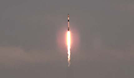 Запуск ракеты Falcon 9 Block 5 с группой спутников Starlink Group 11-12