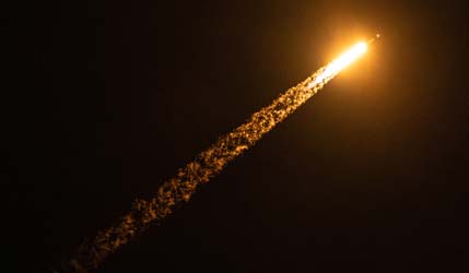 Запуск ракеты Falcon 9 Block 5 с группой спутников Starlink Group 6-78