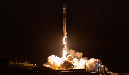 Запуск ракеты Falcon 9 Block 5 со спутниками Starlink Group 15-10