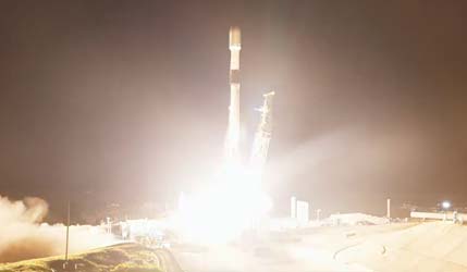 Запуск ракеты Falcon 9 Block 5 со спутниками Starlink Group 15-11