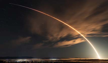 Запуск ракеты Falcon 9 Block 5 со спутниками Starlink Group 15-12