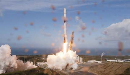 Запуск ракеты Falcon 9 Block 5 со спутниками Starlink Group 17-34