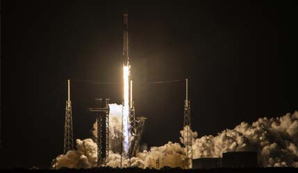 Запуск ракеты Falcon 9 Block 5 с группой спутников Starlink Group 6-103