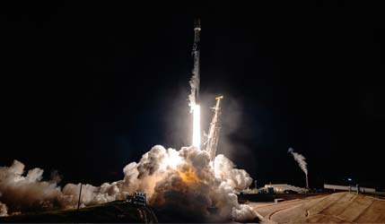 Запуск ракеты Falcon 9 Block 5 со спутниками Starlink Group 17-23 с базы Ванденберг 1 марта 2026 года