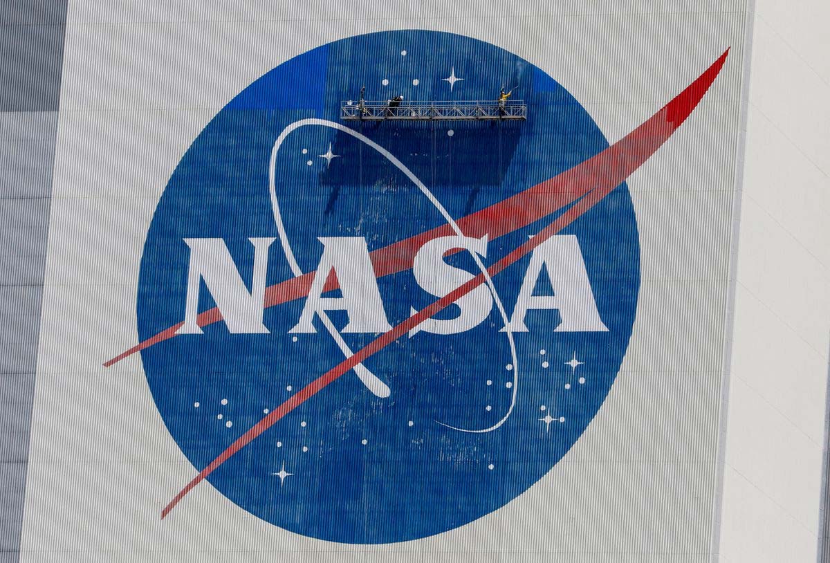 NASA оголошує членів дослідницької групи невпізнаних повітряних явищ (UAP)