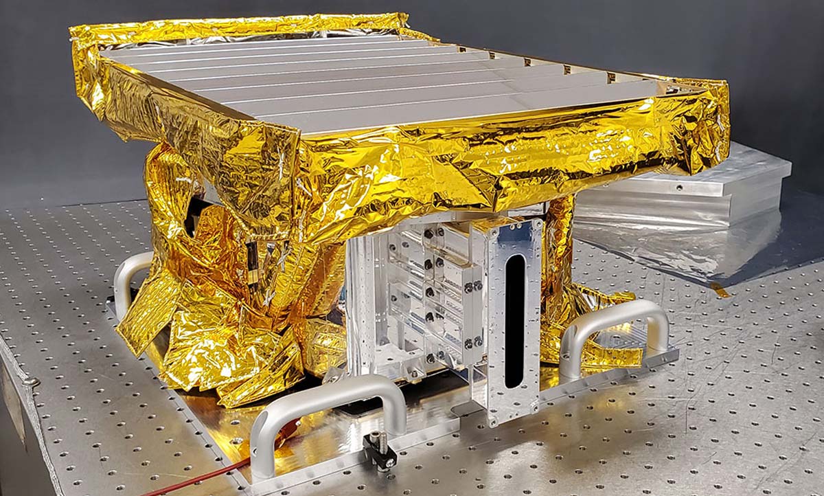 High-resolution Volatiles and Minerals Moon Mapper (HVM3) є одним із двох на Lunar Trailblazer