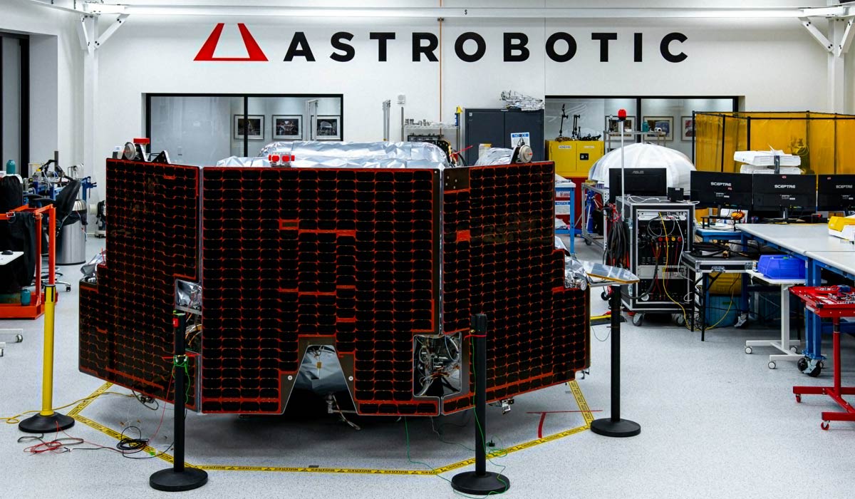 Astrobotic установила солнечные панели на лунный модуль Griffin-1