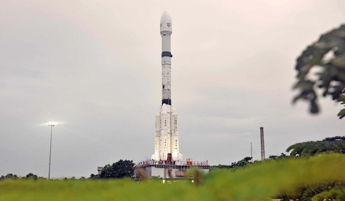 Ракета GSLV Mk II на стартовому майданчику