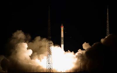 Запуск китайской коммерческой ракеты Kuaizhou-1A со спутниками Tianmu-1 15-18