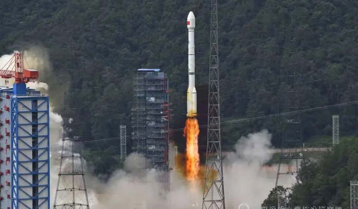 ракета Long March 3C со спутником Shiyan 29