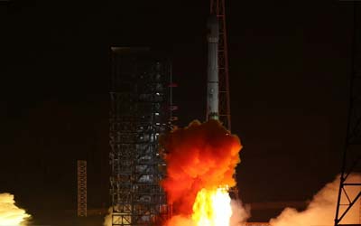 Запуск ракеты Long March 3B