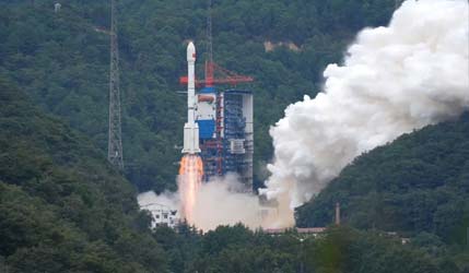 Запуск ракеты Long March 3B