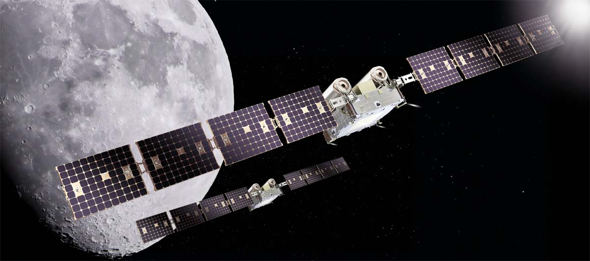 Художественное изображение космического аппарата NASA CAPSTONE 02 на лунной орбите