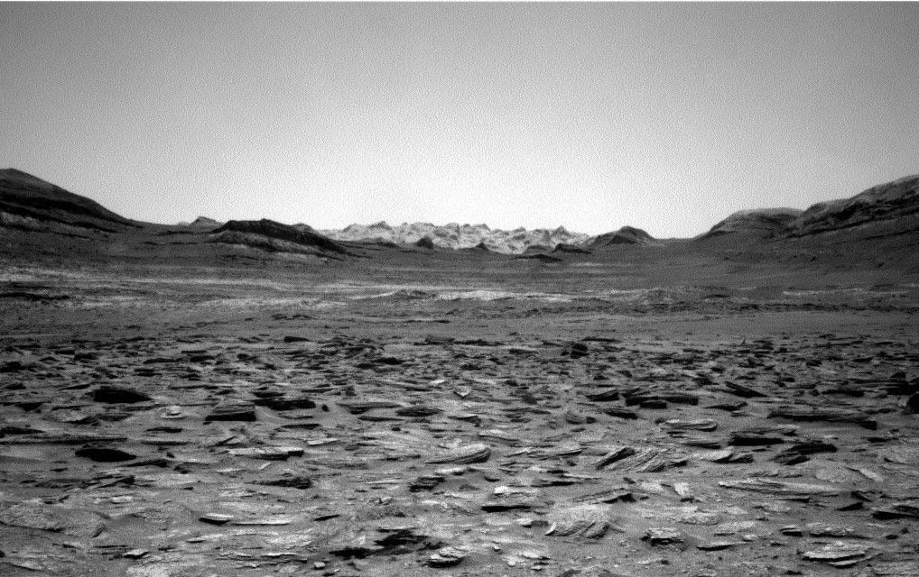 Знімок Марса, зроблений Curiosity на 4916-му солі