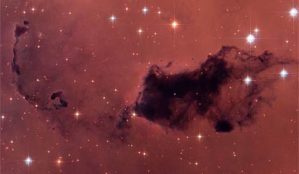 NGC 281 — область зореутворення у Чумацькому Шляху