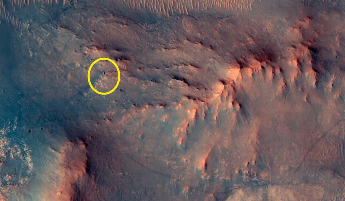 Шлях марсохода Perseverance на Марсі з супутника Mars Reconnaissance Orbiter (MRO)