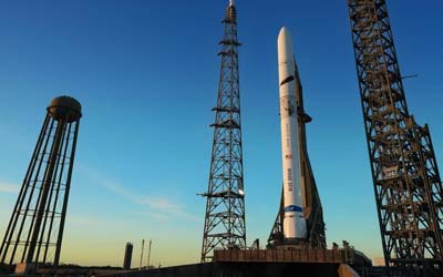 New Glenn → Blue Moon Pathfinder Mission 1 