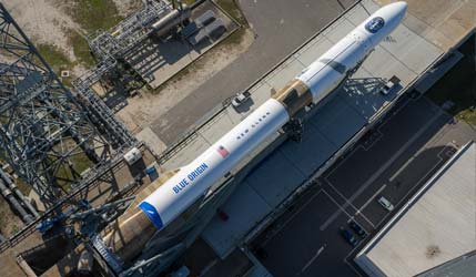 Второй запуск New Glenn откладывается на осень, в программе — кадровые перестановки