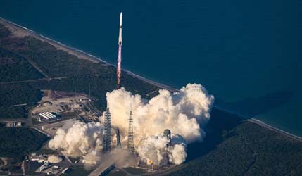 New Glenn запускает миссию NASA ESCAPADE к Марсу - Первая успешная посадка