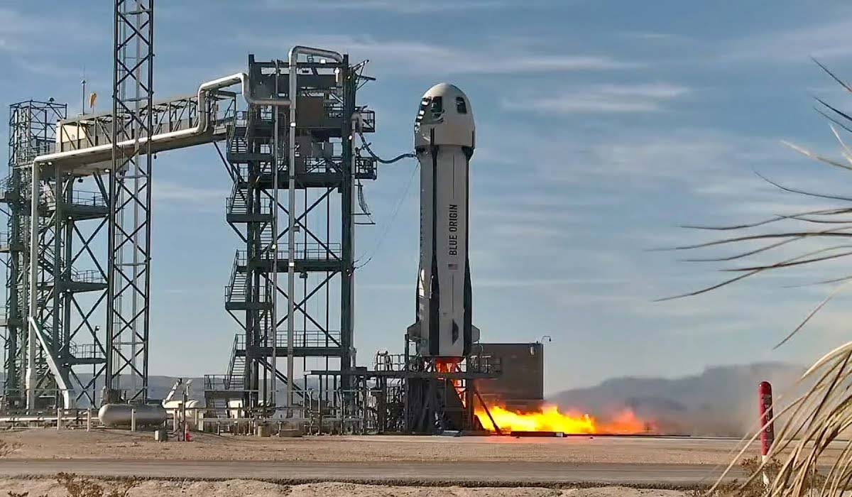 взлет суборбитальной ракеты Blue Origin New Shepard