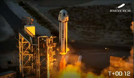 взлет ракеты Blue Origin New Shepard с миссией NS-35