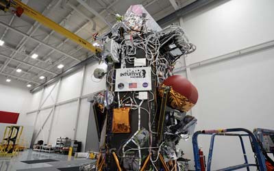 Последние приготовления перед запуском первого лунного модуля Intuitive Machines