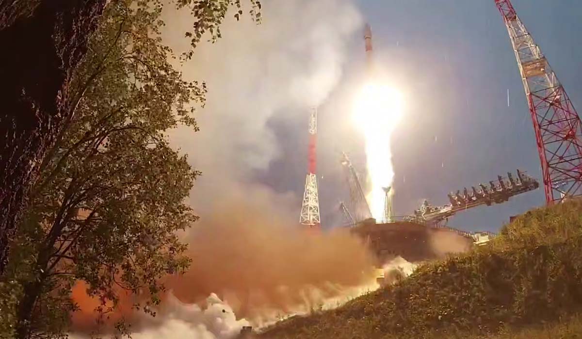 Ракета Союз-2.1б злітає з космодрому Плесецьк