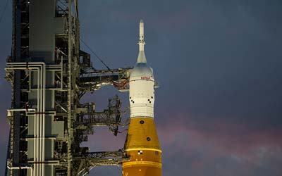 Обеспечение безопасности астронавтов корабля Artemis II в лунной миссии