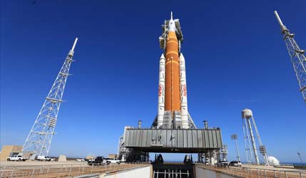 Ракета SLS (Space Launch System) и космический корабль Orion